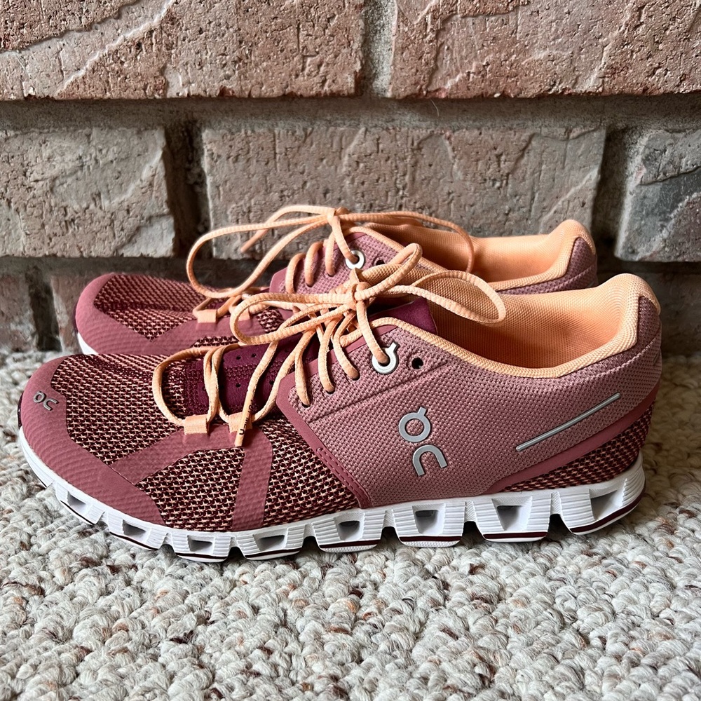 On Cloudtec Women’s Running Shoes 6.5